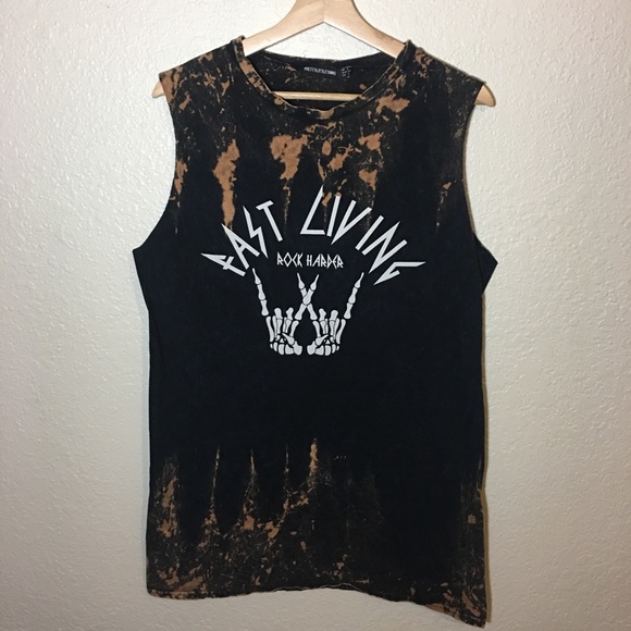 PrettyLittleThing Tops - PRETTYLITTLETHING sz 4 bleach look tunic
